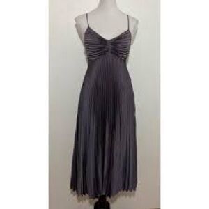 NWT Banana Republic  Solitaire Pleated Midi Dress🌟